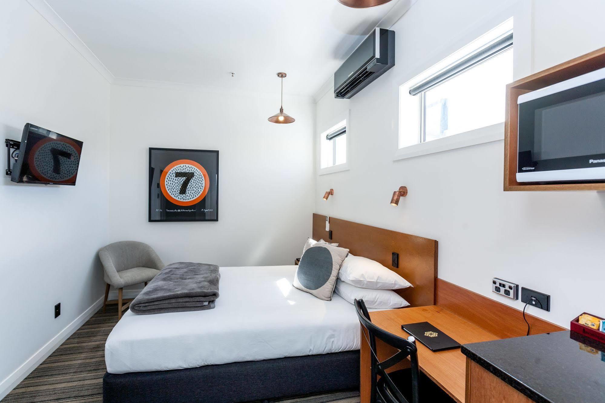 The State Hotel New Plymouth Ngoại thất bức ảnh