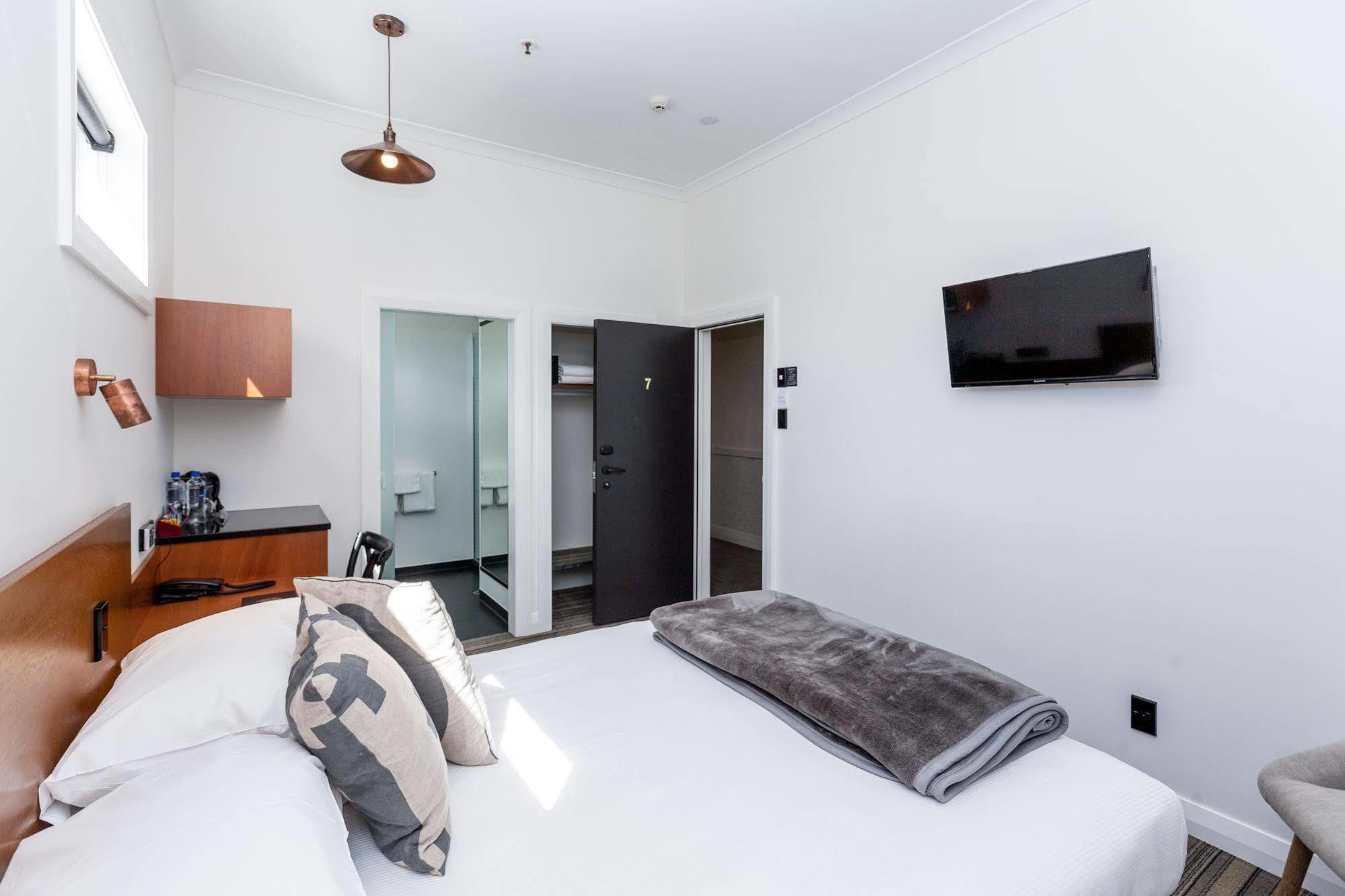The State Hotel New Plymouth Ngoại thất bức ảnh